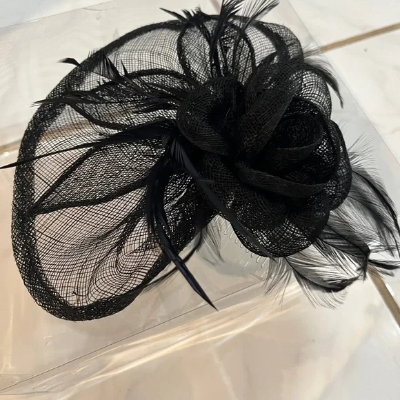 Ladies Hair Accessory - Picture 4 of 4